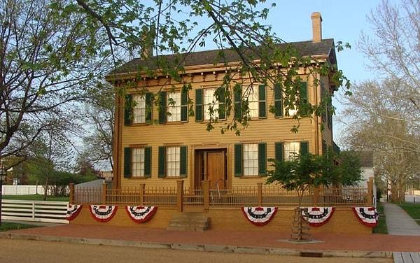 8. Lincoln Evi Ulusal Tarihi Alan