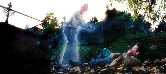 11. The Frighteners - Sevimli Hayaletler (1996) - IMDb: 7.1