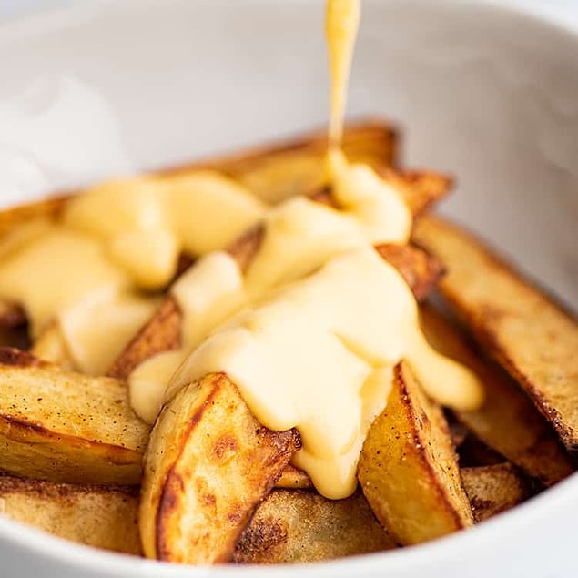 Cheddar Soslu Fırın Patates