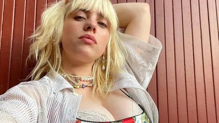 Ünlü Sanatçı Billie Eilish'den Olay Açıklama! "Göğüslerim İnsanları Korkutuyor"