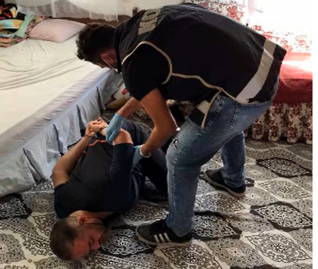 Gizli çekim görüntülerle şantaj