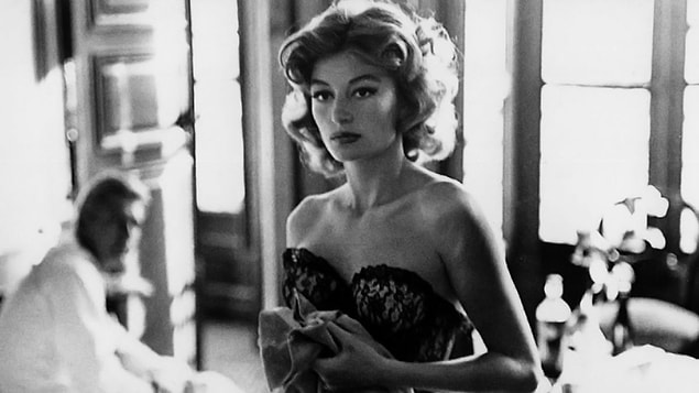 8 Ekim - Lola (1961)