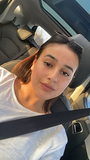 Buse Yıldırım Profil Resmi