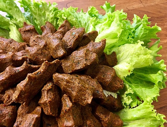 Çiğ Köfte Nasıl Yapılır? İşte Enfes Etsiz Çiğ Köfte Tarifi...