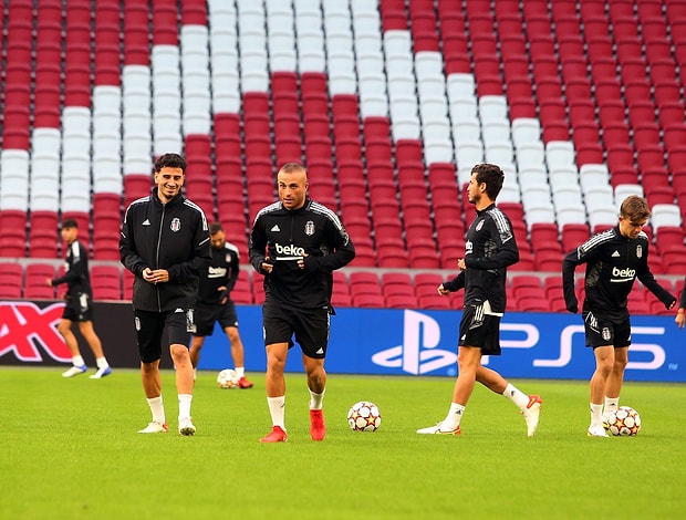 Ajax Besiktas Maci Ne Zaman Saat Kacta Ajax Besiktas Maci Tv8 De Mi Olacak