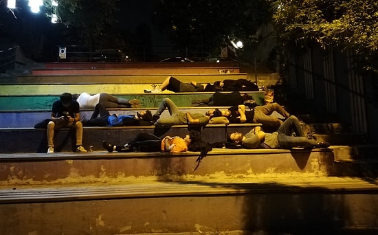 CHP ve İYİ Parti’den Erdoğan’ın Açıklamasına Tepki: Gençlerin Barınma Sorunu, Senin Marifetin