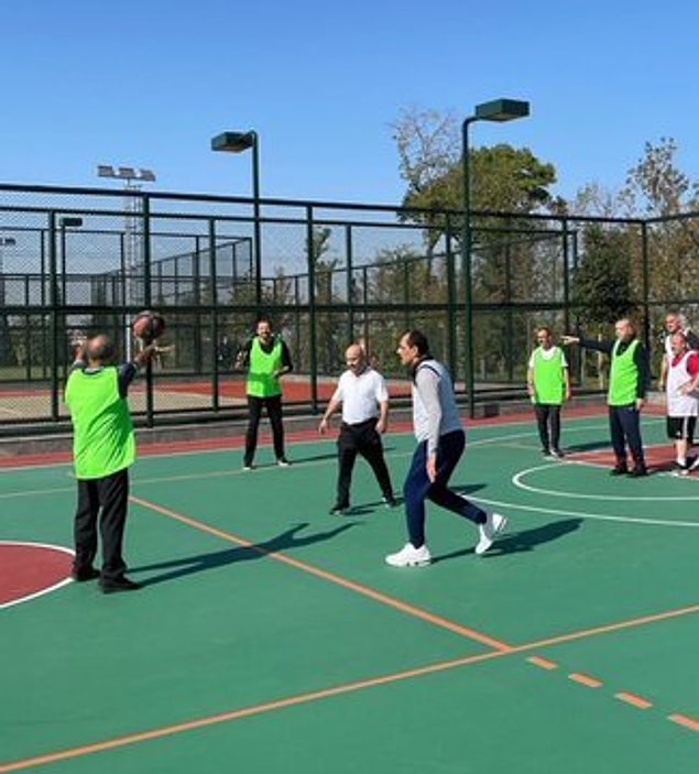 Külliye'de basketbol maçı