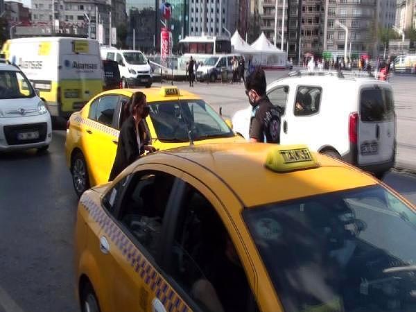 Ekipler ayrıca taksi bekleyen turistleri durdukları boş taksilere bindirerek gönderdi.