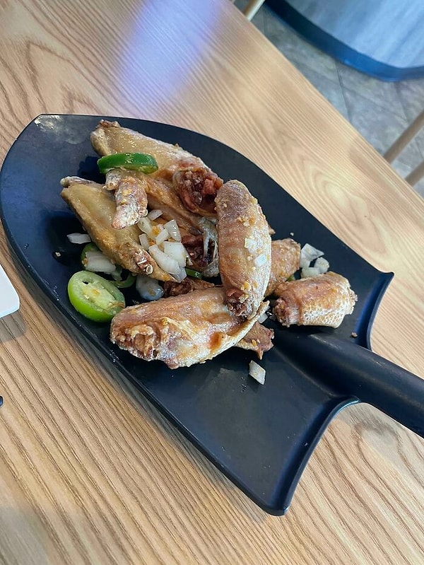 7. Лопата - уже классика в ресторанах