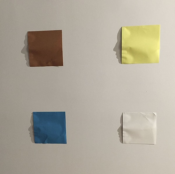 8. Мятая бумага создает тени лица