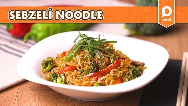Chopstick’leri hazırlayın! Sebzeli Noodle Nasıl Yapılır?