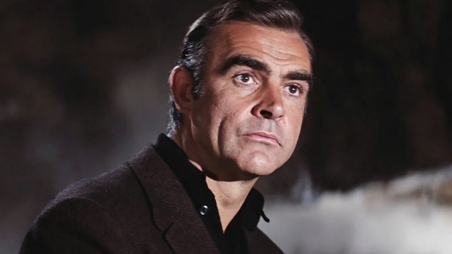 14 - Sean Connery'nin maaş çeki bir dünya rekoruydu.