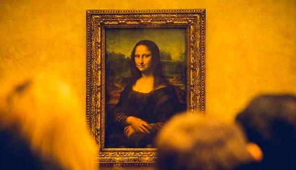 Birçok tarihçi, Mona Lisa'nın gerçekte kim olduğuna dair teoriler ortaya koydu.
