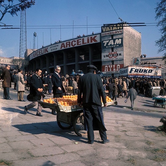 25. Mithatpaşa Stadı, İstanbul, 1971.