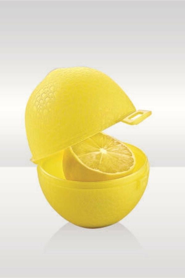 11. Buzdolabının yumurtalık bölmesinde kaderine terk edilen yarım limonlara son!