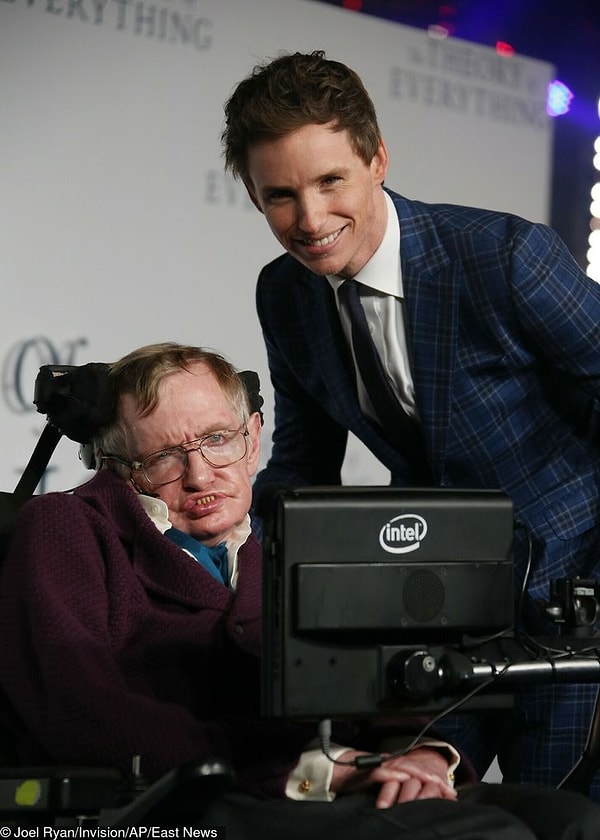 5. Eddie Redmayne ve Stephen Hawking