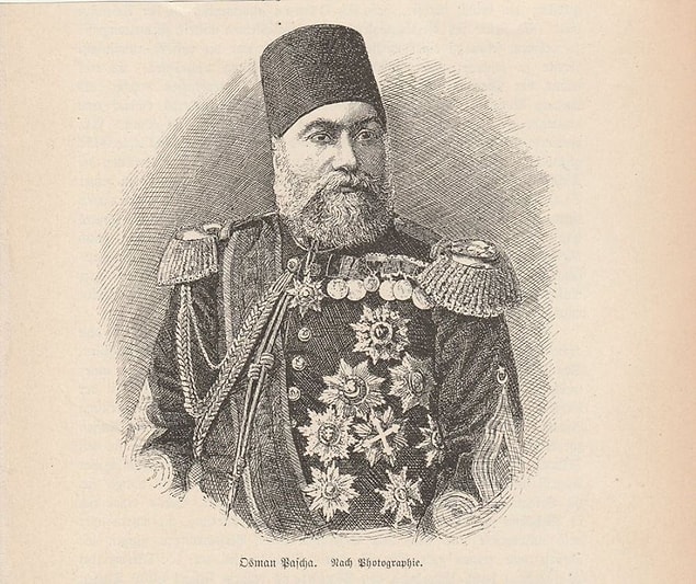 Bu arada Papa da dahil birçok yabancı devlet başkanı tarafından da birinci rütbeden nişanlarla mükafatlandırılan Gazi Osman Paşa, siyasi faaliyetlerde de bulunur. İngilizlerin uyguladıkları...