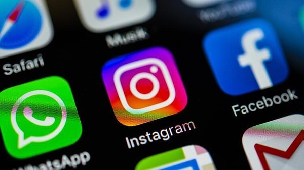 Instagram ve WhatsApp Çöktü