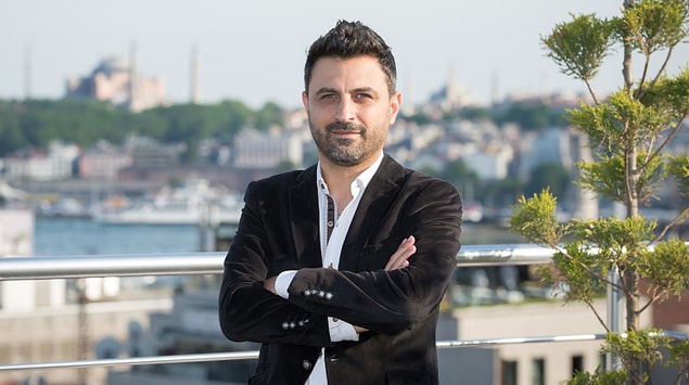 Onedio Gaming projesinin başındaki isim olan Serhat Bekdemir'de bu bölümde tecrübelerini izleyiciler ile paylaşıyor.