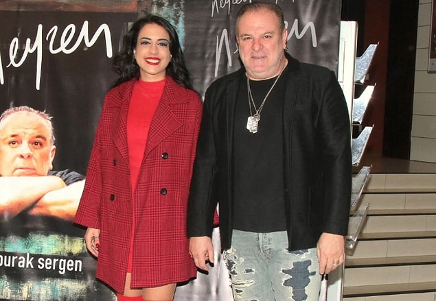Ünlü oyuncu Burak Sergen, 2019 yılında sevgilisi Nihan Ünsal ile nişanlanmıştı.