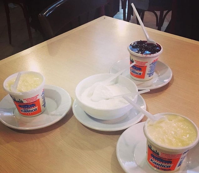 10. 'Yoğurdun her halini yerim!' diyenlere Kanlıca İsmailağa Cafe…