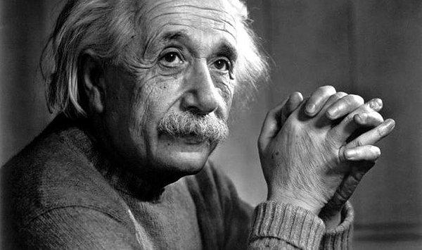 Teorik fizikçi Albert Einstein yaşadığı süre boyunca daima uzaylılara inandığını söylese de elbette konu hakkında net bir veri yoktu.