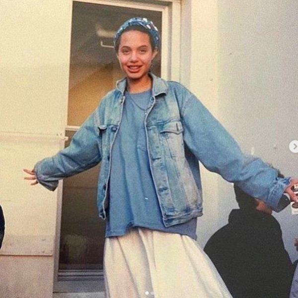 12. Angelina Jolie, 1989