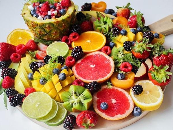 12. Meyve ve şekerli gıdalar