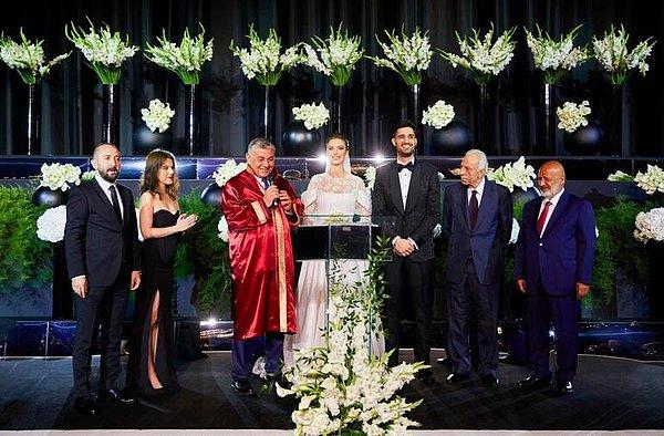 Sarıyer Belediye Başkanı Şükrü Genç’in kıydığı nikahta Necdet Ulucan, Ethem Sancak, Kübra Şefkatli ve Şevket Demir nikah şahidi oldu.
