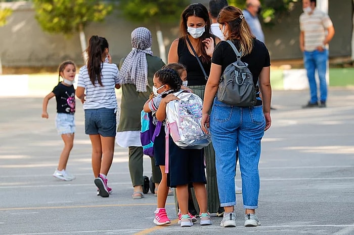 Okullar Kapanacak Mı? MEB Bakanı Mahmut Özer’den Okullar İçin Kritik Açıklama