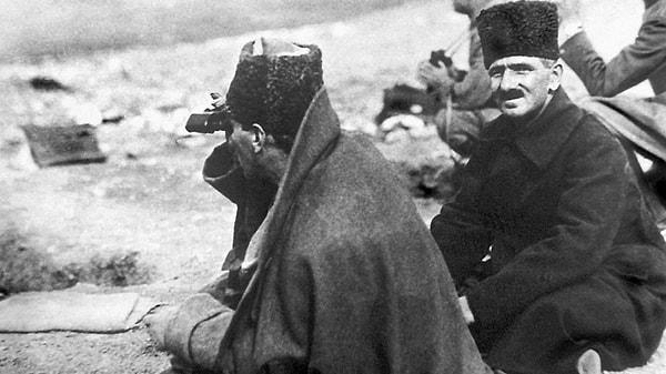 Ankara girişinde Yunan Ordusu'nu durdurmayı başaran Mustafa Kemal Paşa'ya bu savunmanın ardından "Mareşal" rütbesi ve "Gazi" unvanı verildi.