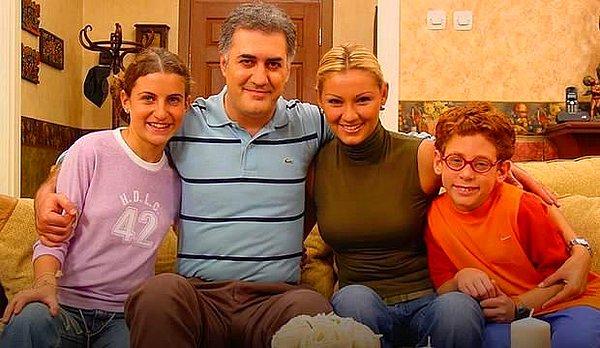 Bildiğiniz üzere "Çocuklar Duymasın"da Meltem karakterini canlandıran Pınar Altuğ, eşine ihanet ettiği iddialarıyla bir dönem çok konuşulmuştu.