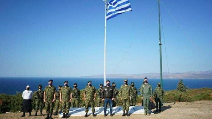Yunan Askerinin Verdiği Poza Hulusi Akar'dan Tepki: 'Tahrik Değil de Nedir?'