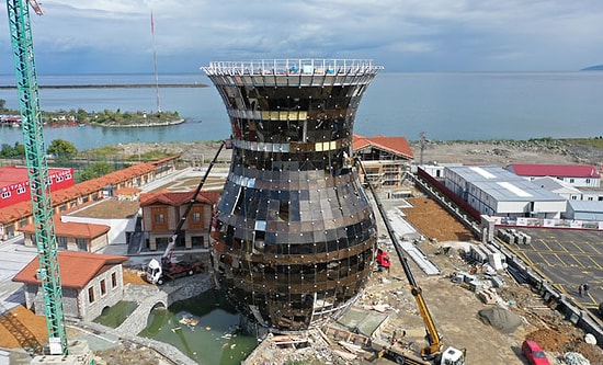 Dünyanın En Büyük Çay Bardağı Guinness’e Aday: 'Şehrin Tanıtımında Simge Olacak'