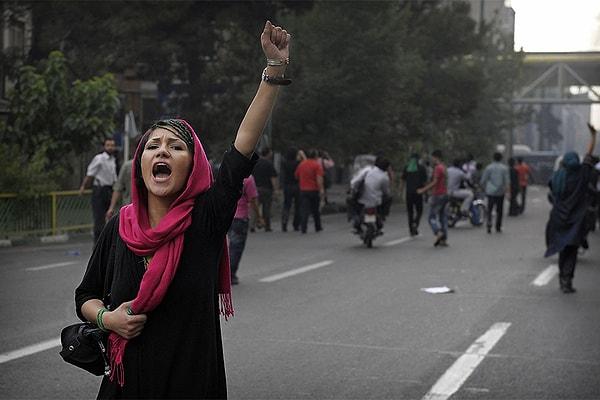 İran'da yaşayan kadınlar temel sayılabilecek birçok haktan mahrum ve haklarını savunmak için mücadele etmeleri gerekiyor.