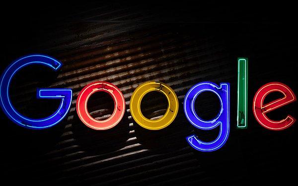 14. Google'ın avukatı Alfonso Lamadrid'e göre 'Bing' arama motorunda araştırılan en yaygın kelime 'Google'dır.