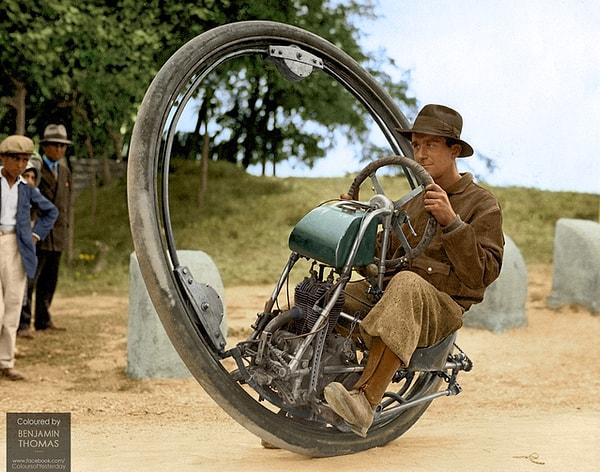 3. Saatte 150 kilometre hız yapabilen, İtalyan M. Goventosa de Udine’nin 1931 yılında ürettiği tek tekerli motosiklet: