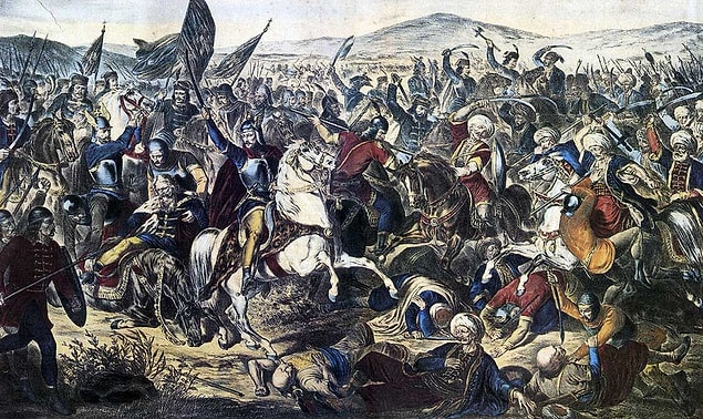 Peşi sıra Patrona Halil'in yardımcılarını da halka linç ettiren I. Mahmud, İstanbul'u huzura kavuşturdu. Gerileme sürecini bir süreliğine de olsa yavaşlatan padişah, başta Sırbistan olmak üzere birçok ülkeyi geri aldı.