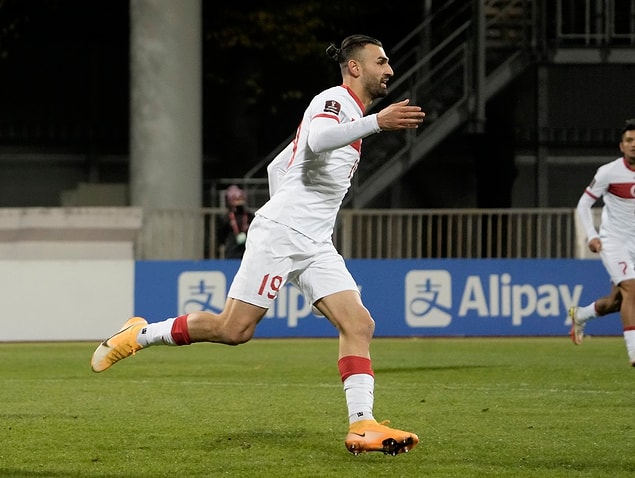 70. dakikada Merih Demiral'ın kendi kalesine attığı golle 1-0 geriye düşen, 76. dakikada Serdar Dursun'la eşitliği yakalayan Stefan Kuntz yönetimindeki Milli Takım ,