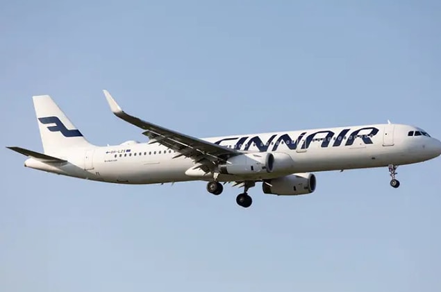 1. 2017 yılında Finnair Havayolları'nın 666 numaralı uçuşu Helsinki Havalimanı'na gitmek üzere yerel saat 13:00'da kalktı. Ayrıca, o gün 13. cumaya denk gelmişti.