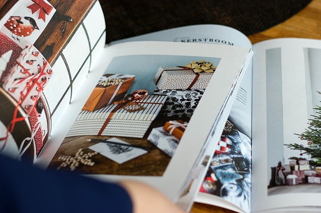 11. Life Magazine'in ilk kapağında, ismi George Story olan yeni doğmuş bir bebek yer alıyordu.