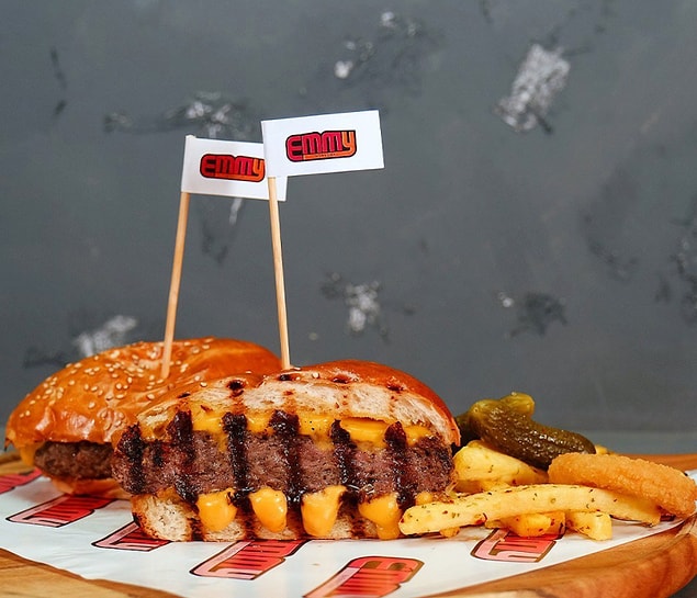 15. Ödüllü şeften Emmy Burger…