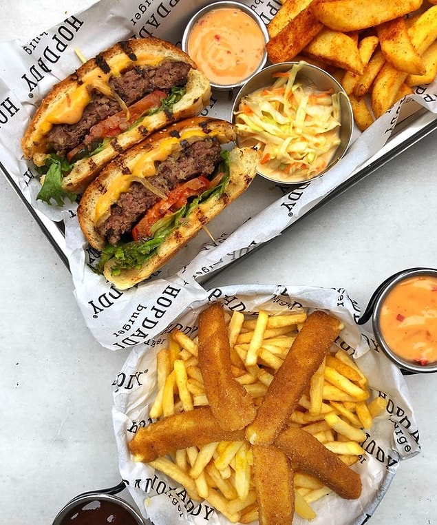 20. Burgeri ve hot doglarıyla bir efsane: Hopdaddy…