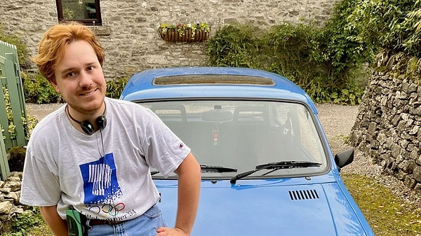 Думая, что другим может понравиться его "ностальгический" дом, и скучая во время изоляции, Джек поделился интерьером в своем TikTok.