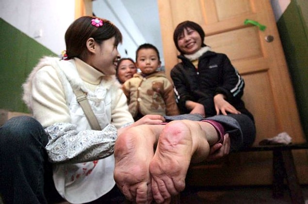 2. Wang Fang ayakları ters bir şekilde dünyaya gelmiş.