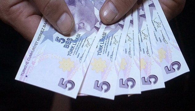 İmzaları banknotlara basılmıştı