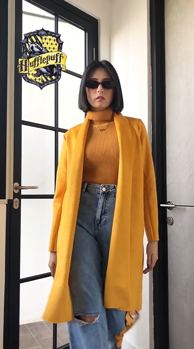 Belki de düşersin Hufflepuff'a, haksızlığı hemen kaldırıp rafa
