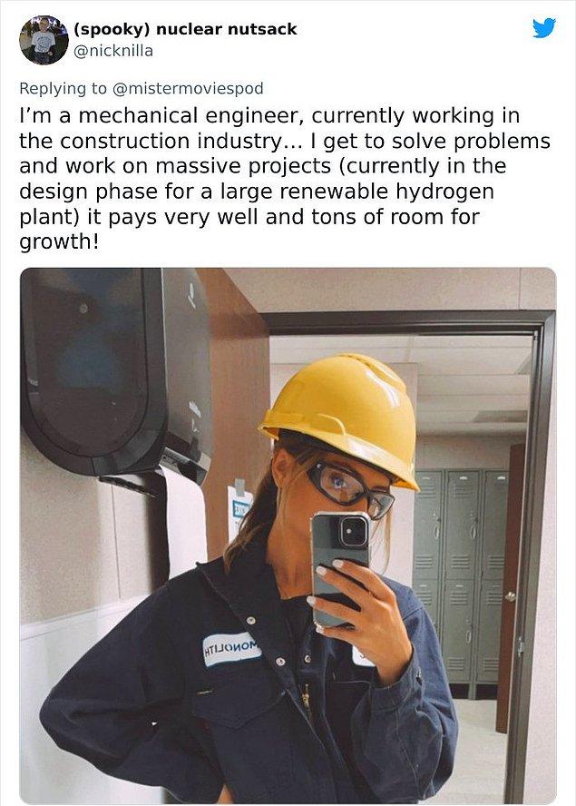 32. "Makine mühendisiyim, şu anda inşaat endüstrisinde çalışıyorum. Problemleri çözüyorum ve büyük projelerde çalışıyorum...