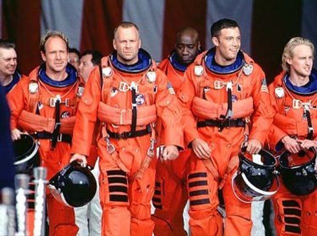 10. Bruce Wills ve Ben Affleck ikilisinin bir dönem sürekli geneleve gittikleri ortaya çıkmıştı.