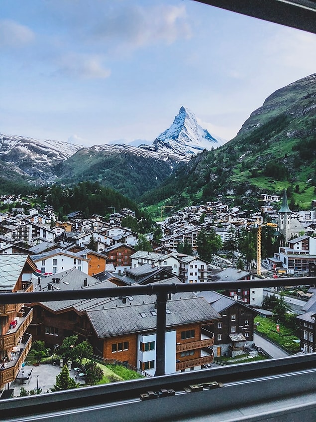 32. İsviçre, Bern - 1556 dolar: